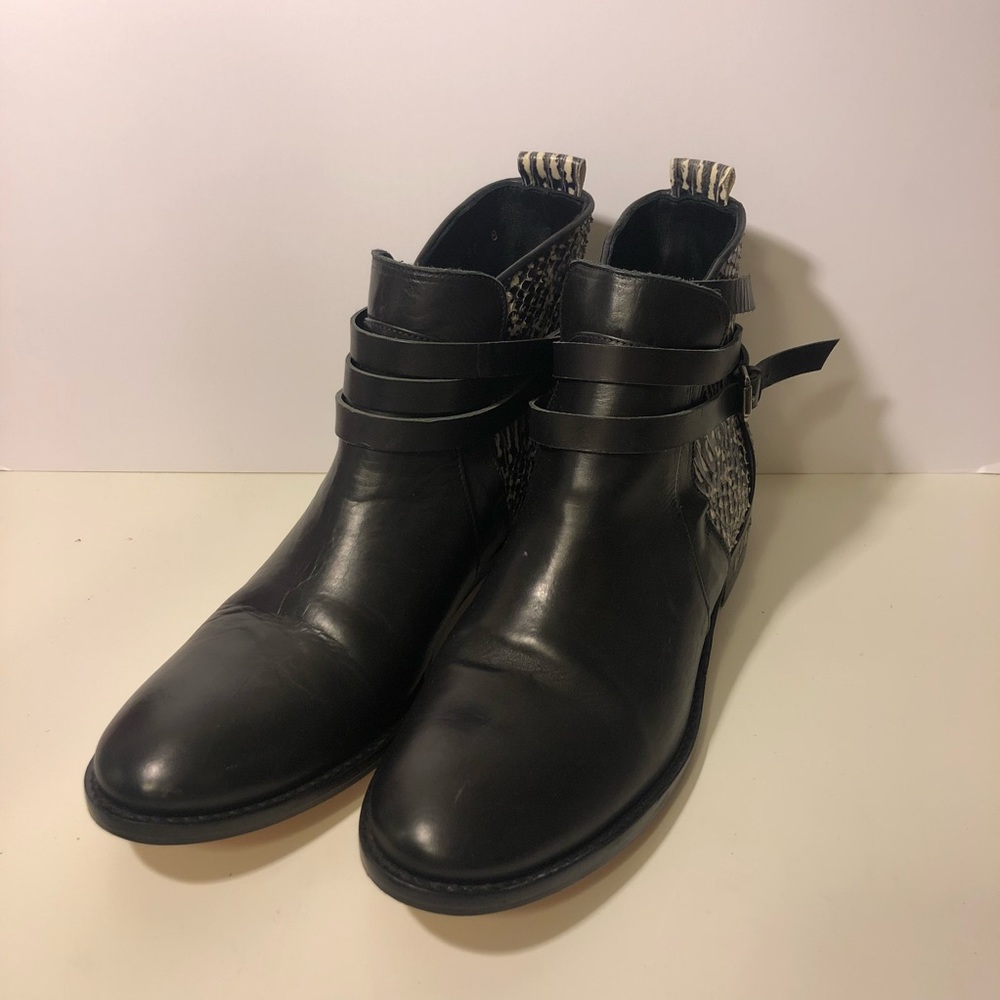 Freda Salvador boots